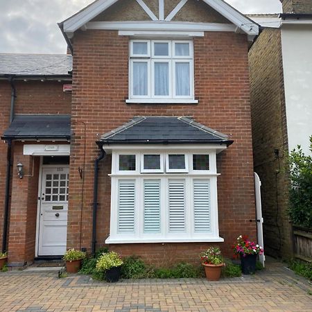 Endearing Edwardian House In Quaint Deal, Kent ภายนอก รูปภาพ
