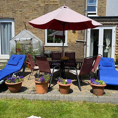Endearing Edwardian House In Quaint Deal, Kent ภายนอก รูปภาพ