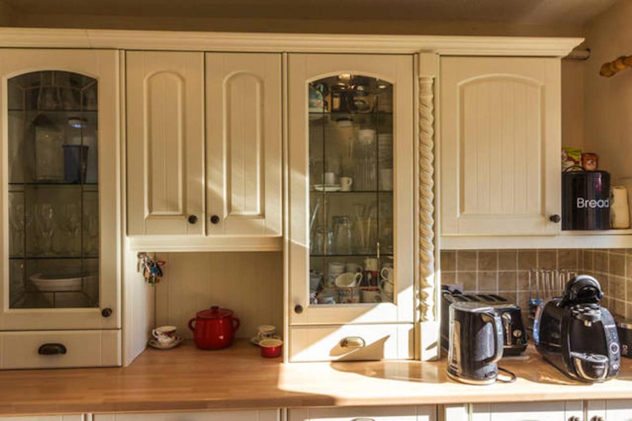 Endearing Edwardian House In Quaint Deal, Kent ภายนอก รูปภาพ